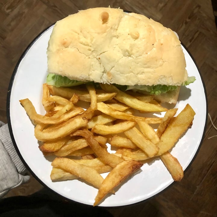 photo of Venue Vegan Sandwich Pollo Crispy shared by @brendix on  02 Oct 2020 - review