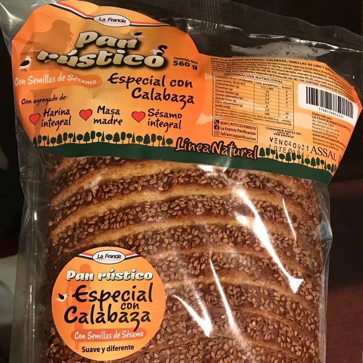 review photo of La Francia Pan Rústico Especial Calabaza shared by @comidanosangre on 27 Jul 2021 - review