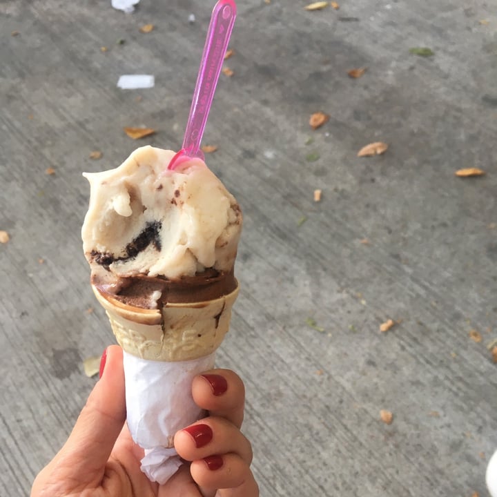 photo of Occo Helados - Saavedra Helado de chocolate y banana con brownie shared by @marina22 on  31 Mar 2022 - review