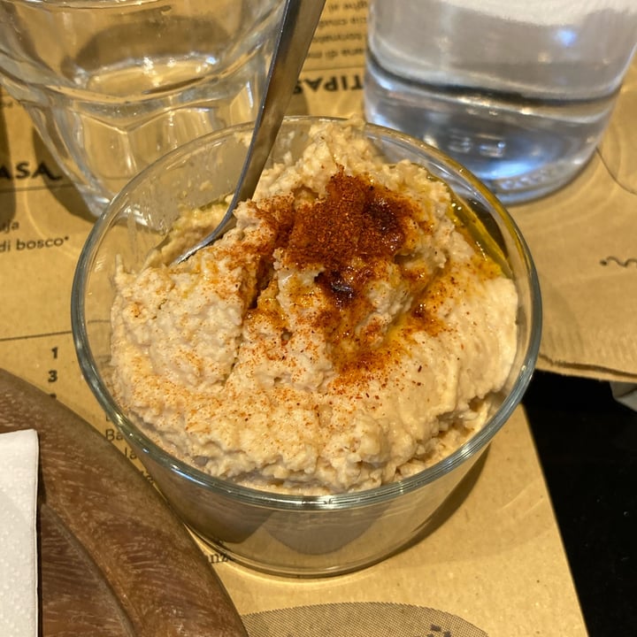 photo of Poormanger 2 Hummus di ceci e sesamo shared by @flasol on  24 Aug 2022 - review