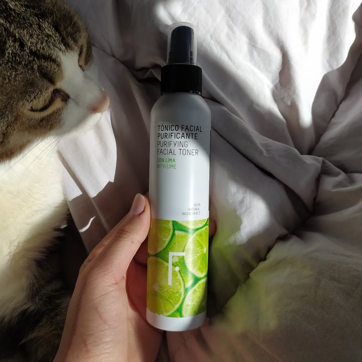 photo of Freshly Cosmetics Tónico Facial Purificante shared by @aitanajh on  11 Feb 2021 - review