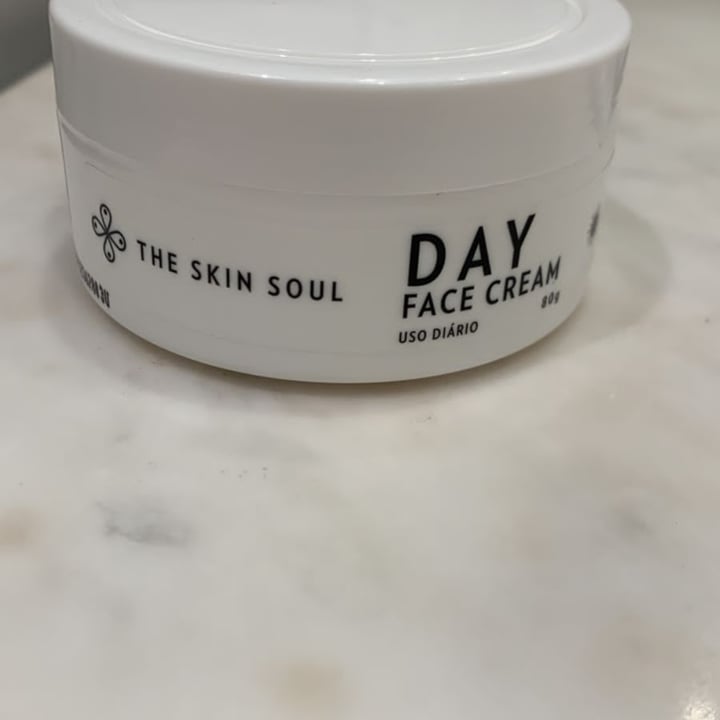 photo of the skin soul Creme Facial Diário shared by @loschiavo on  06 May 2022 - review
