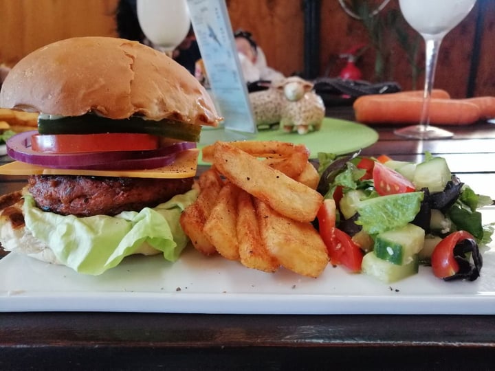 photo of Asher's Corner Cafe @ Ashers Farm Sanctuary To Infinity & Beyond Burger shared by @ashersfarmsanctuary on  06 Aug 2019 - review