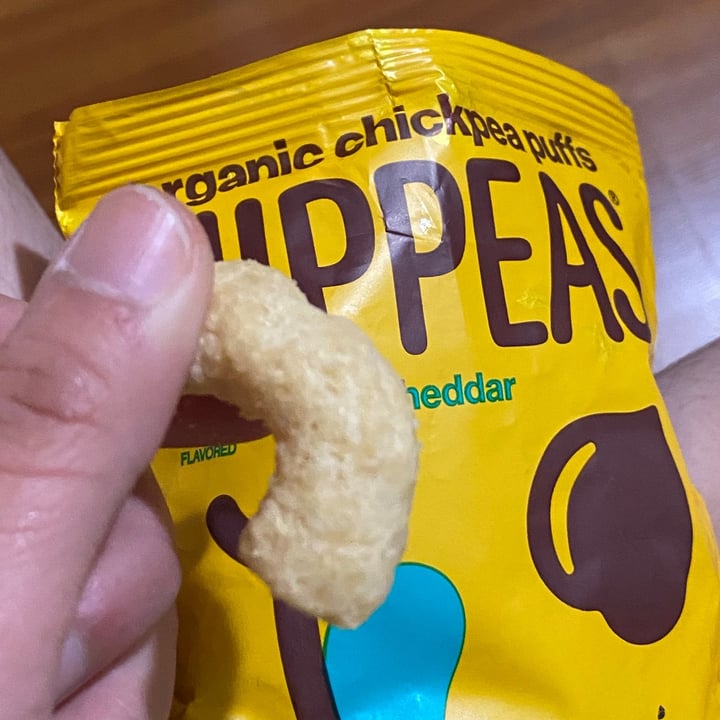 photo of Hippeas Vegan White Cheddar Organic Chickpea Puffs shared by @krights20 on  30 Dec 2020 - review