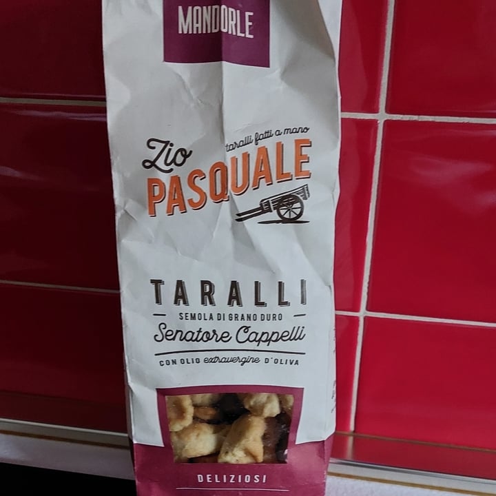 photo of Zio Pasquale srl taralli alle mandorle shared by @laurabonetti on  01 Jul 2022 - review