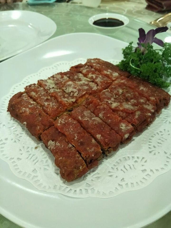 photo of Miao Yi Vegetarian Restaurant Double Flavour Broiled Mock Pig shared by @lou on  16 Aug 2019 - review