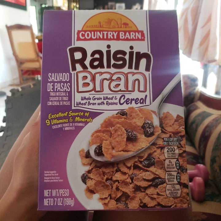 photo of Country barn Raisin Bran shared by @naysha615 on  02 Jun 2021 - review