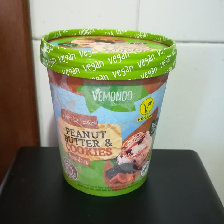 photo of Vemondo  ice cream peanut shared by @aneres on  30 Aug 2022 - review