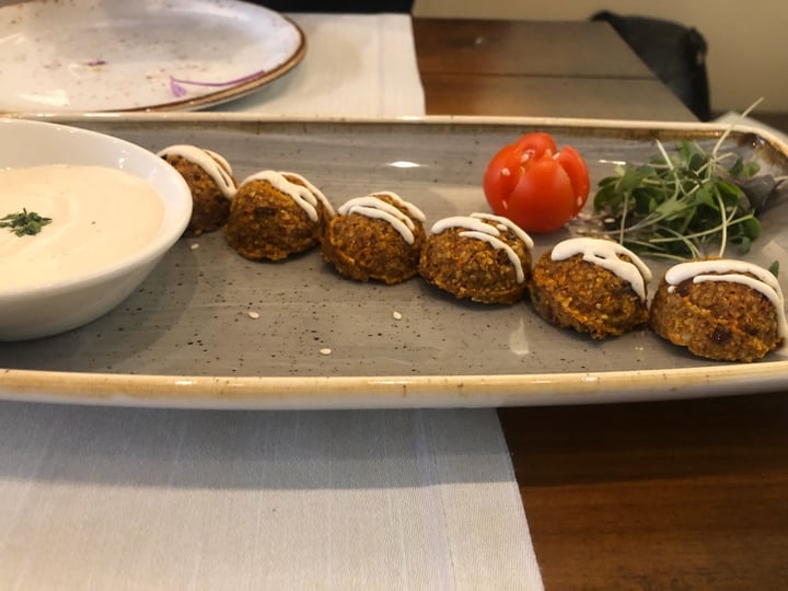 photo of Levél Veggie Bistro Falafel 24 horas shared by @aalonsca on  26 Feb 2020 - review