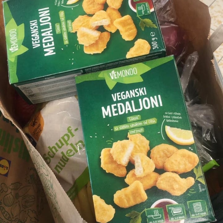review photo of Vemondo Nuggets Vegani (Pepite con salsa al peperoncino dolce) shared by @dsesar on 20 Sep 2021 - review