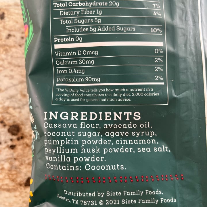 photo of Siete Family Foods Grain Free Mini Buñuelos shared by @dianna on  20 Dec 2021 - review