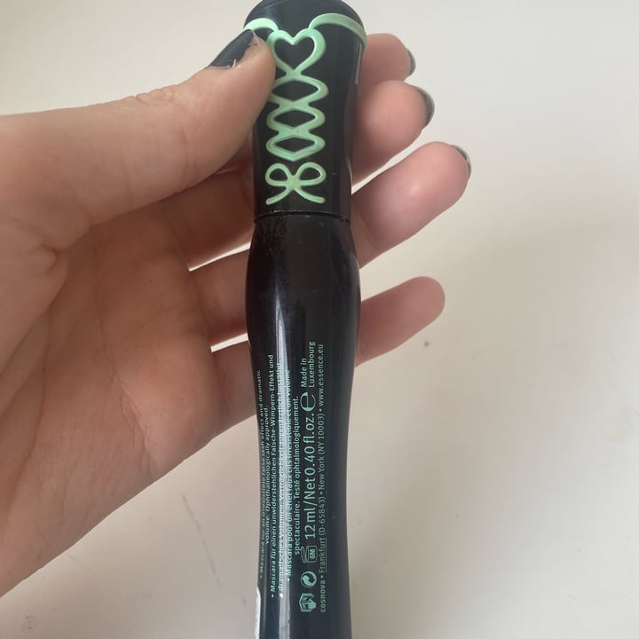 review photo of Essence Cosmetics Lash Princess False Lash Effect Mascara shared by @izaskunsantos on 31 Oct 2022 - review