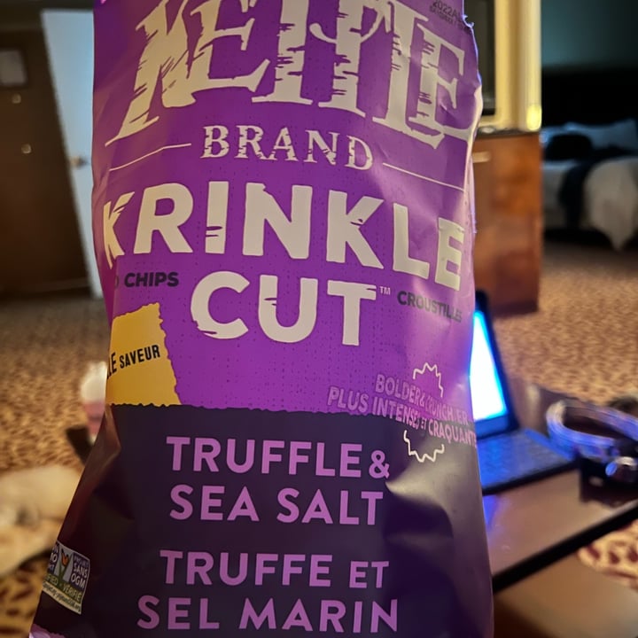 photo of Kettle Brand Truffle & Sea Salt shared by @veganmika on  30 Nov 2021 - review