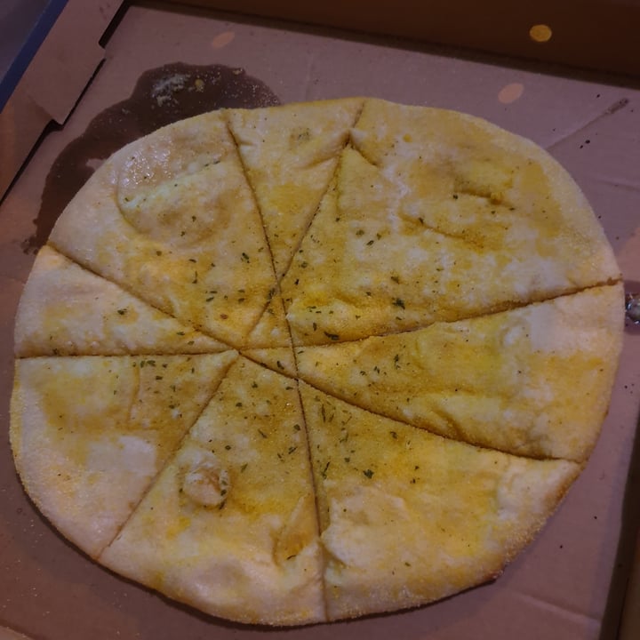 photo of Zizzi Garlic Bread shared by @lydiahawkins on  16 Feb 2021 - review