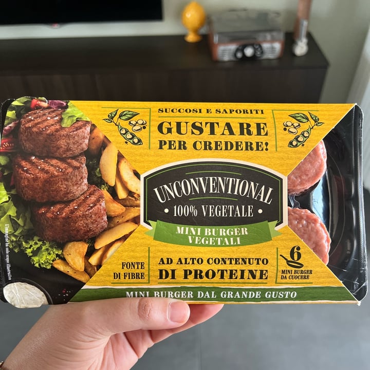 review photo of Unconventional Plant Based Mini Burger shared by @vviola on 08 Apr 2022 - review