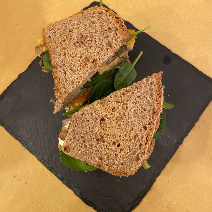 photo of Malerba Club Sandwich shared by @sinfobie on  16 Jan 2022 - review
