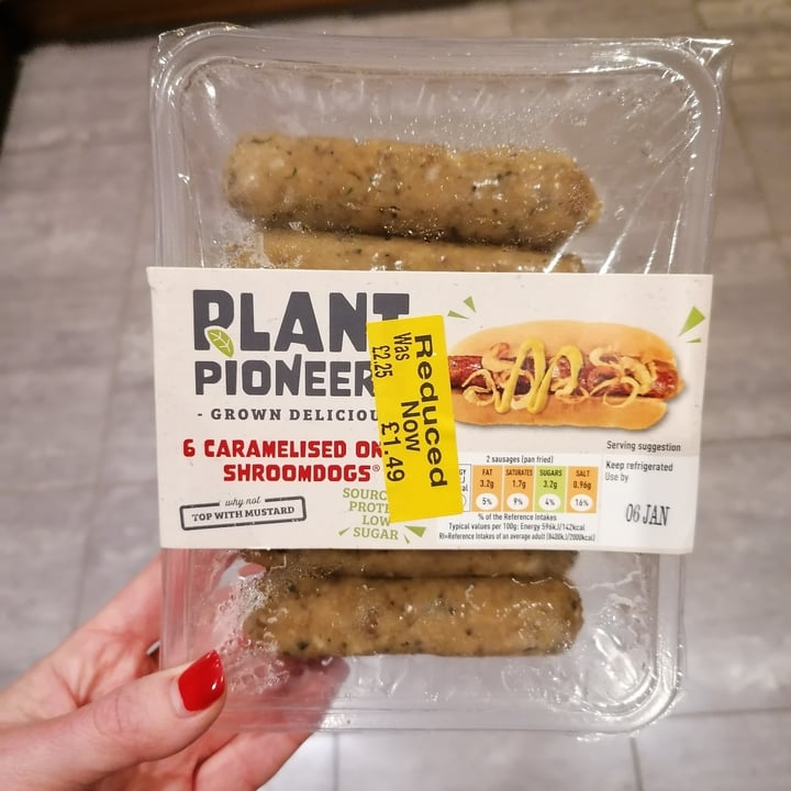 photo of Plant Pioneers Carmelised Onion Shroomdogs shared by @robynellen on  05 Jan 2021 - review