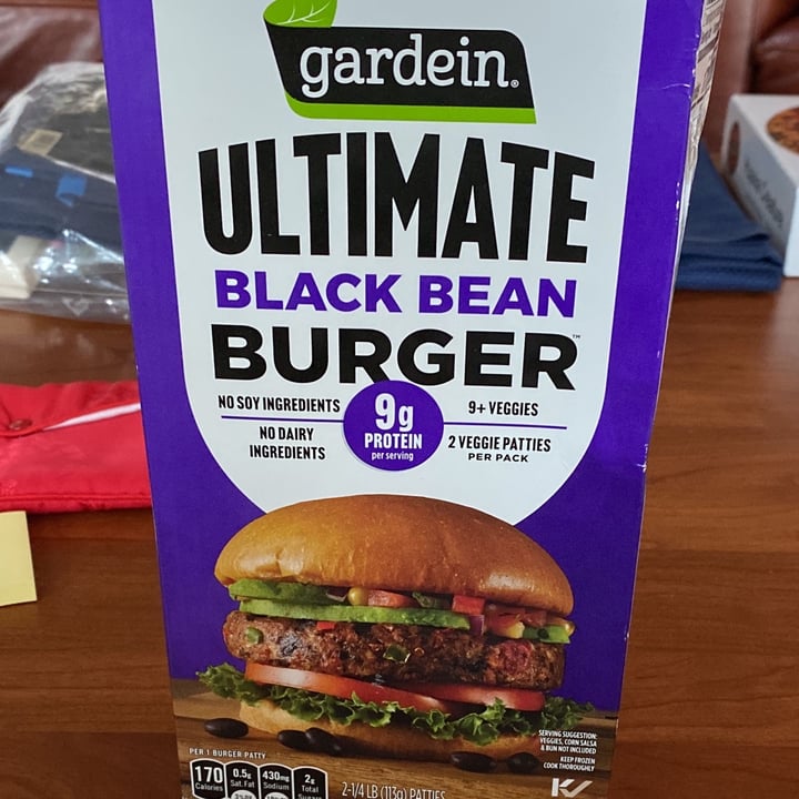 photo of Gardein Ultimate Black Bean Burger shared by @lauriehay on  08 Jul 2022 - review