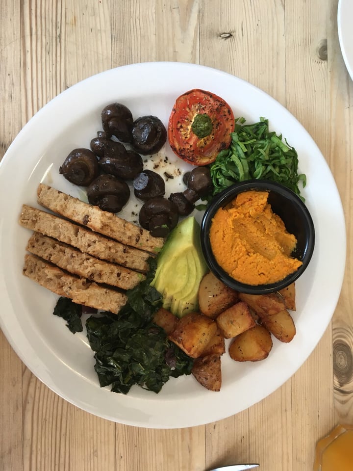 photo of Wai Kika Moo Kau Vegan breakfast shared by @danalyla on  09 Sep 2019 - review