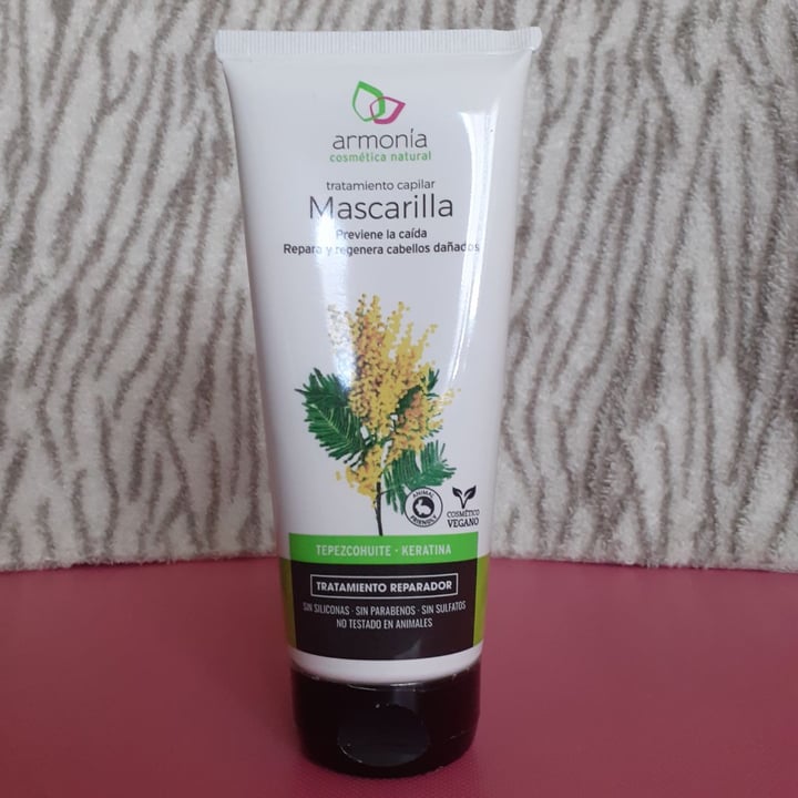 photo of Armonía Cosmética Natural Mascarilla Tratamiento Reparador shared by @txibii on  14 Apr 2020 - review