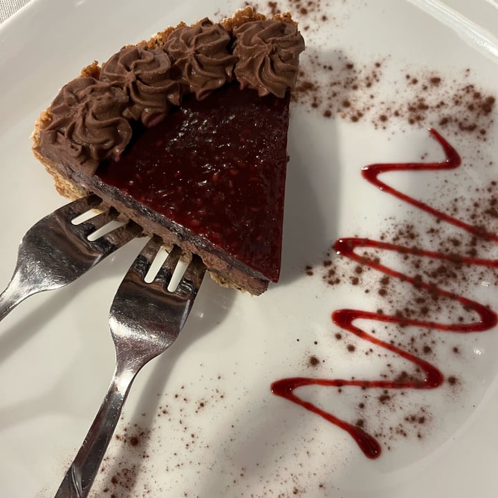 review photo of Ristorante Vegano Biologico La Lanterna Torta al cioccolato e lampone shared by @valeriamaselli on 08 May 2022 - review
