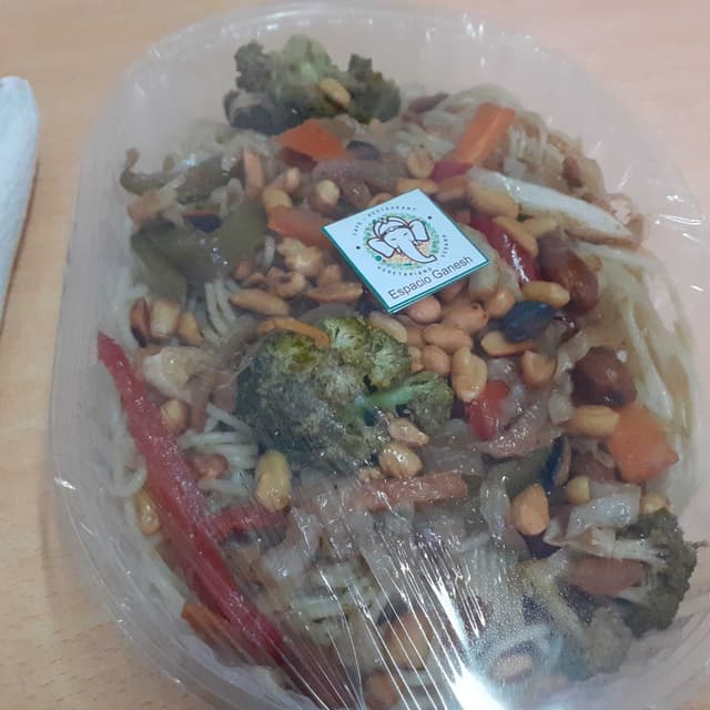 Photo of the dish “Wok oriental de fideos”