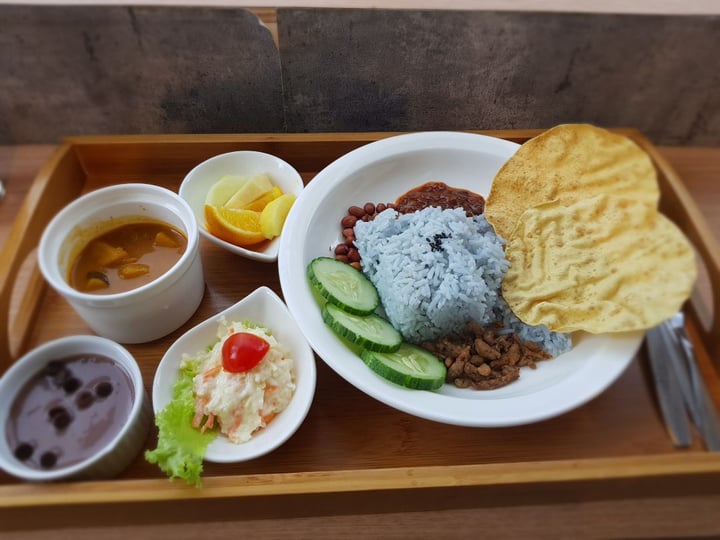 photo of Minf Houze Vegan Cafe Nasi Lemak shared by @vegandutchie on  21 Jan 2020 - review