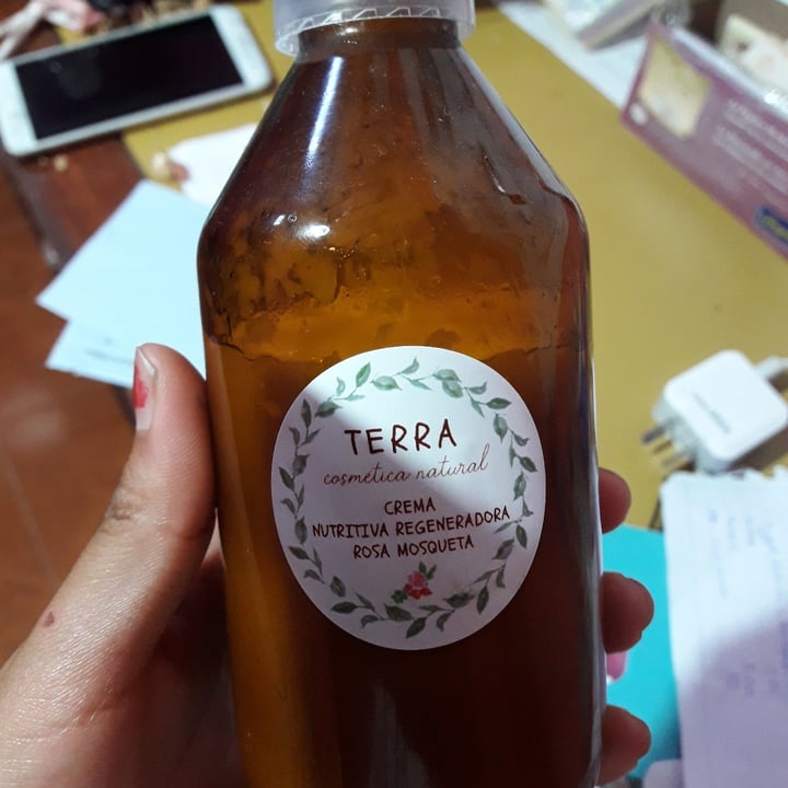 photo of Terra Cosmética Natural Crema Nutritiva Regeneradora Rosa de Mosqueta shared by @marievegan on  02 Jan 2021 - review