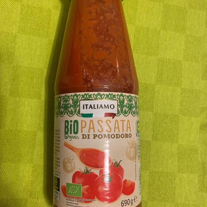 photo of Italiamo Bio passata di pomodoro shared by @marti81 on  18 Feb 2022 - review