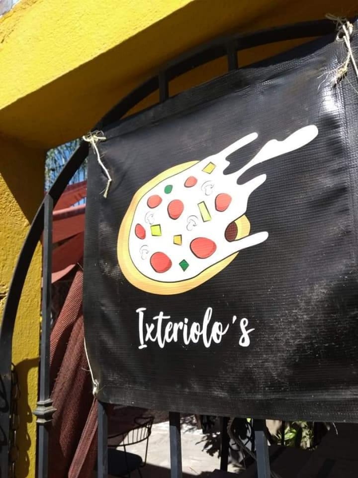 photo of Ixteriolo's Pizza combinada shared by @refinnej on  21 Jan 2020 - review