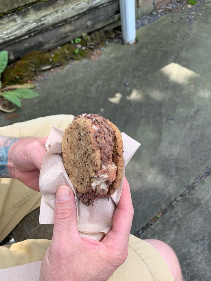 photo of Lagusta's Luscious Chocolate cookie ice cream sandwich shared by @holisticherbivore on  11 Aug 2019 - review