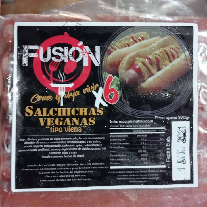 photo of Fusión vegana Salchichas Veganas Tipo Viena Súper shared by @juancitou on  23 Dec 2021 - review