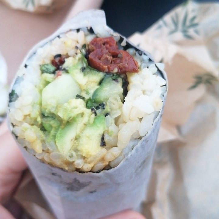 review photo of Happy Maki Sushi Burrito shared by @bealynx on 17 Oct 2021 - review