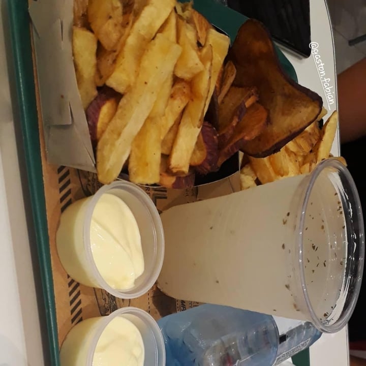 photo of Green Factory Papas/Batatas fritas shared by @evelynmoyano20 on  24 Oct 2020 - review