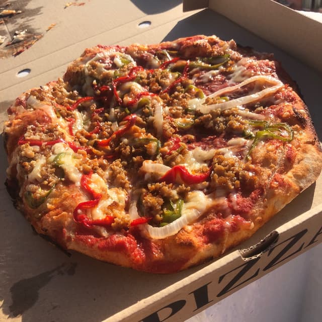 Foto del piatto “Pizza Ah-túnt-au”