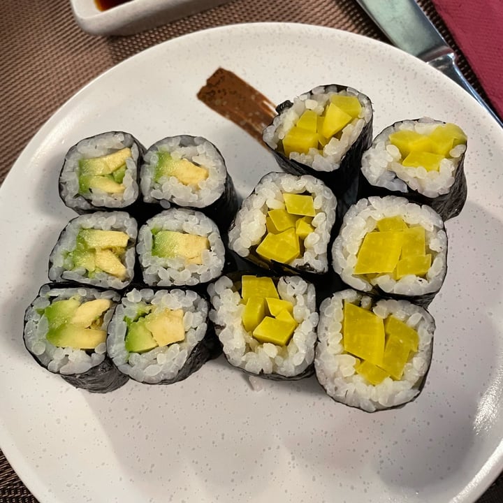 review photo of Sen Mi Ya Sushi Avocado E Cetrioli shared by @yuumiru on 30 Jan 2022 - review