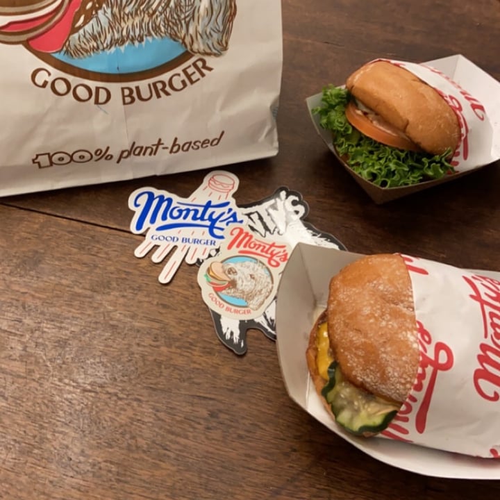 photo of Monty's Good Burger Monty’s good burger single shared by @sophieveg on  11 Mar 2021 - review