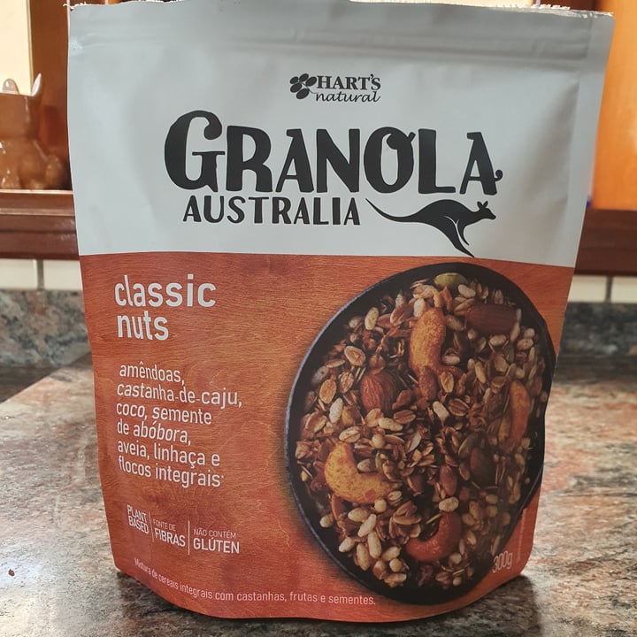 photo of Hart's Natural Granola Austrália Classic Nuts shared by @analarissima on  10 May 2022 - review