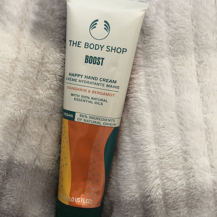 photo of The Body Shop boost happy hand cream shared by @marionaubry on  09 Dec 2022 - review