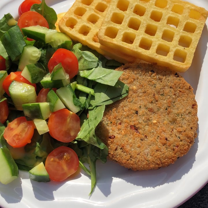 photo of ASDA 4 Spicy Bean Burgers shared by @katiemurphy on  22 Apr 2020 - review