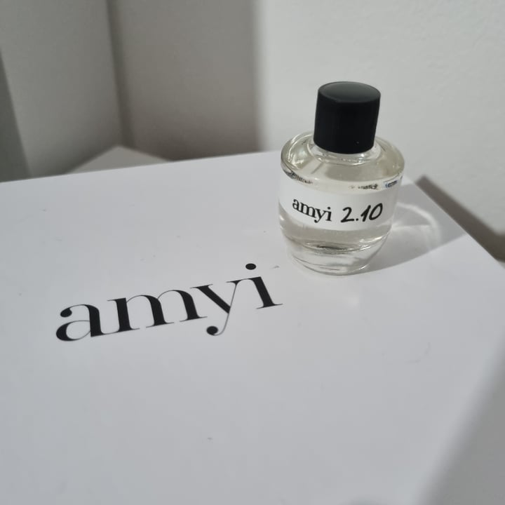 photo of amyi Perfume Amyi 2.10 shared by @isazanelatto on  11 May 2022 - review