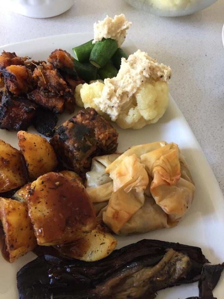photo of Woolworths Food Roasted Vegetables and Hummus Phyllo Parcels shared by @taz on  31 Dec 2019 - review