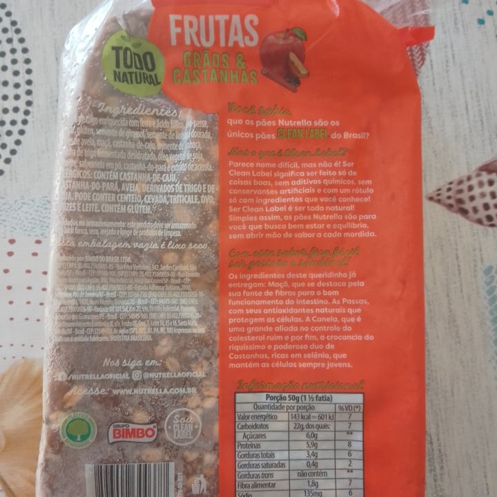 photo of Pão Integral Nutrella Frutas Grãos&Castanhas Pão Integral Nutrella Frutas Grãos & Castanhas shared by @lourdesgravino on  16 Nov 2022 - review