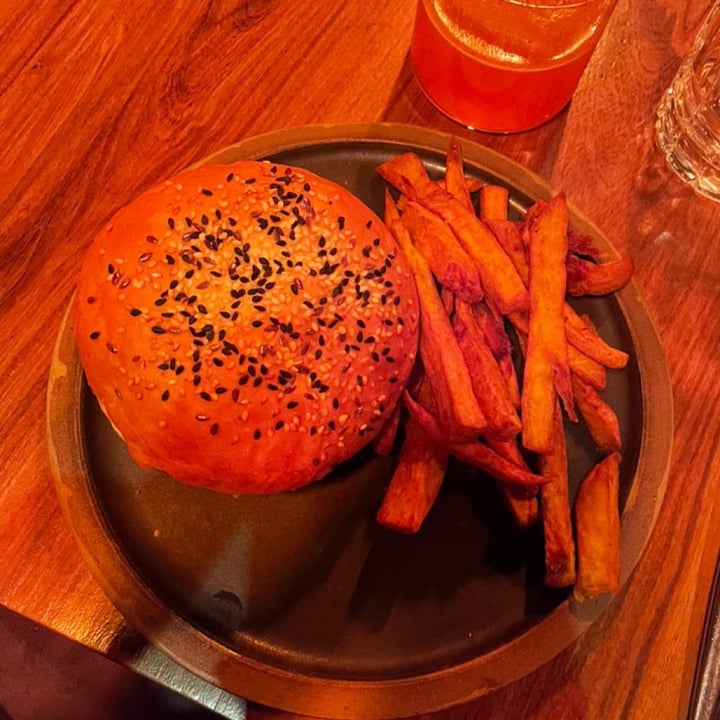 photo of Sacro Hamburguesa "Sacro" shared by @claritaoscurita on  02 Aug 2021 - review