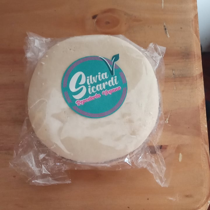 review photo of Pastelería Vegana Silvia Sicardi Alfajor de maicena shared by @natalia22 on 05 Oct 2022 - review