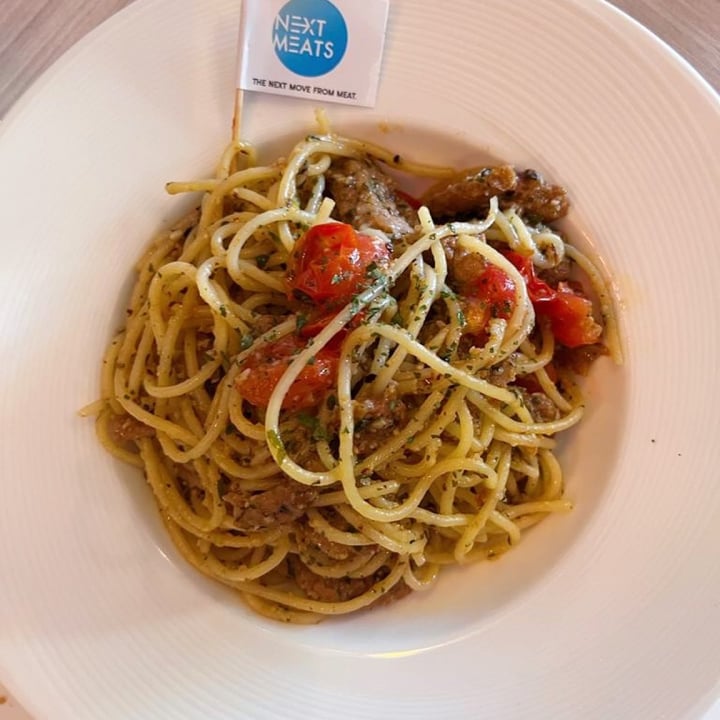 photo of The Rebel Company Cafe & Bar yakiniku Beef aglio olio shared by @nhlx on  19 May 2022 - review