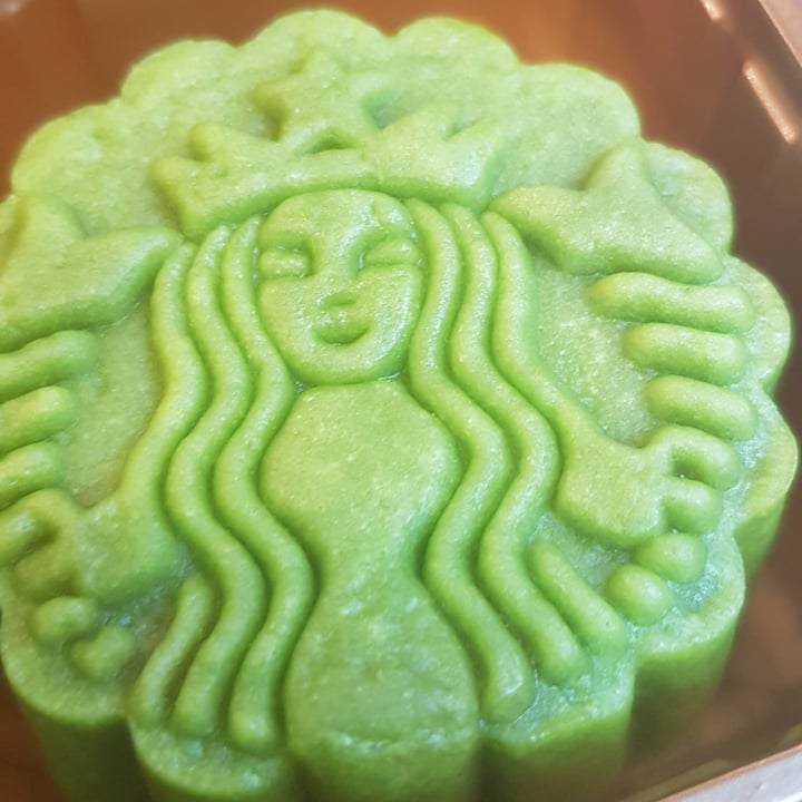 photo of Starbucks Pandan Gula Melaka Mooncake shared by @veggieaj on  24 Aug 2021 - review