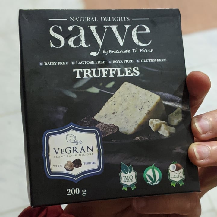 photo of Sayve Truffle cheese shared by @xanaramos on  16 Sep 2021 - review