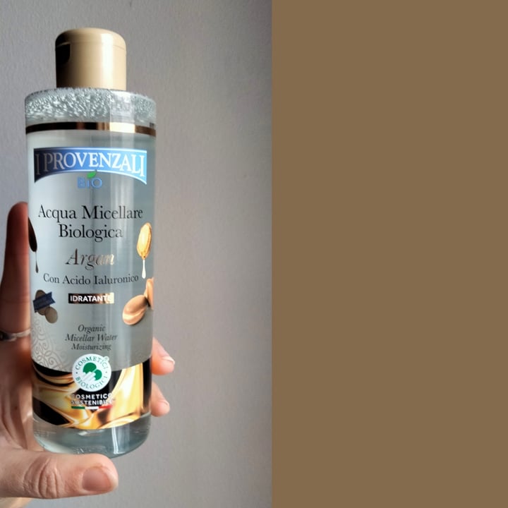 photo of I Provenzali Acqua Micellare Biologica. Argan Con Acido Ialuronico shared by @naturalmentearia on  26 Mar 2022 - review