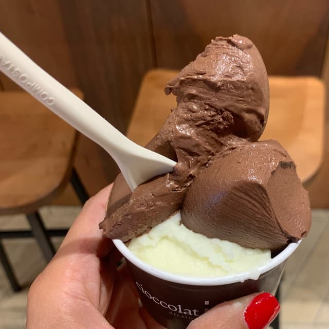 Foto do prato “Gelato Gusto Cioccolato Fondente Perù 70 %”